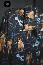 Load image into Gallery viewer, Satin Saddles Vintage Button-up
