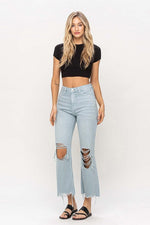 Load image into Gallery viewer, Thunder Rolls Cropped Jeans
